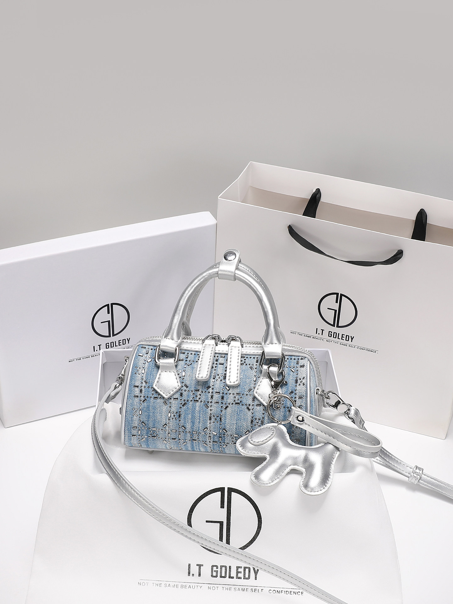Luxury Bags Denim - Роскошная винтажная сумка-бостон с изысканным декором