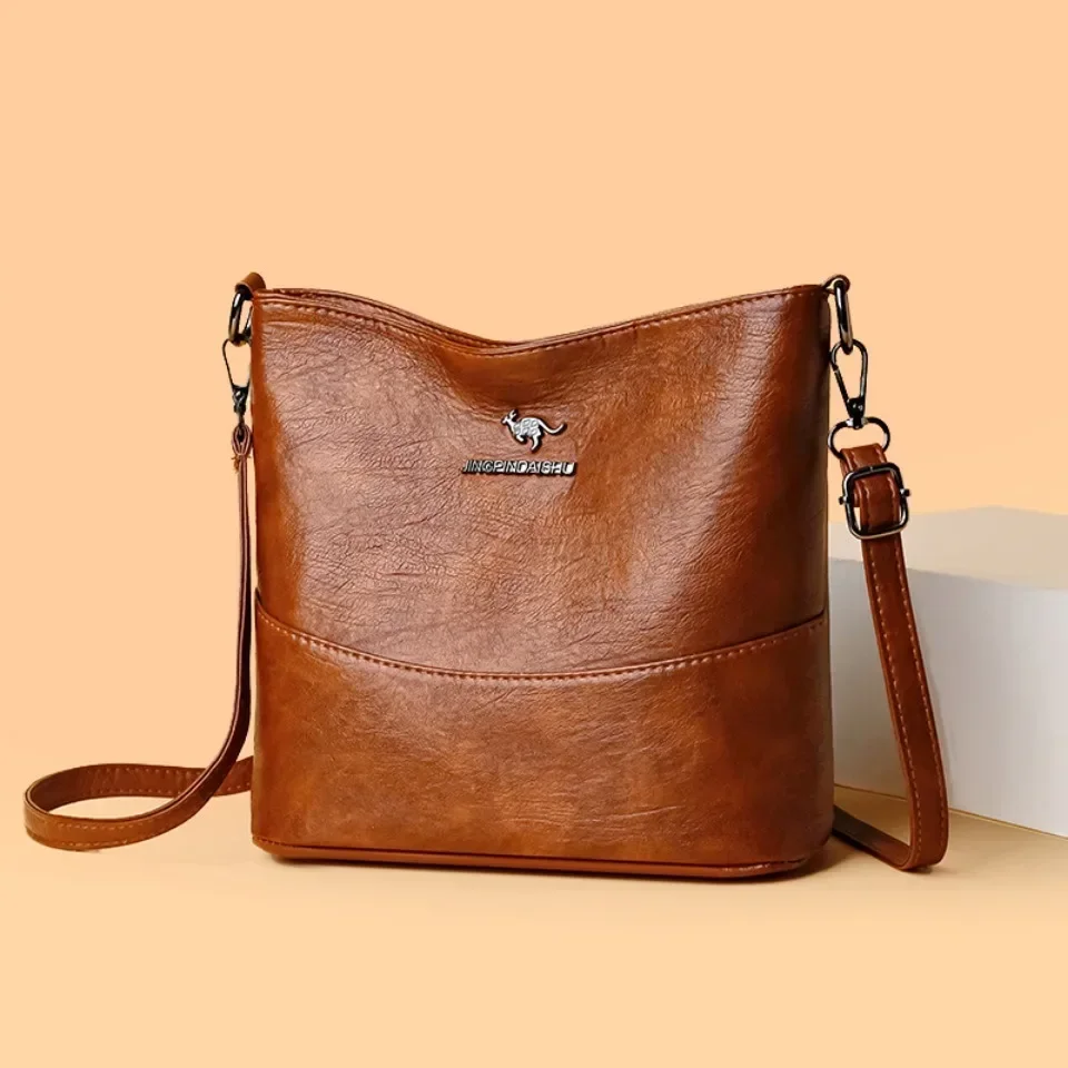 Мягкая женская сумка через пле – обзор и цена Luxury Bags Japan