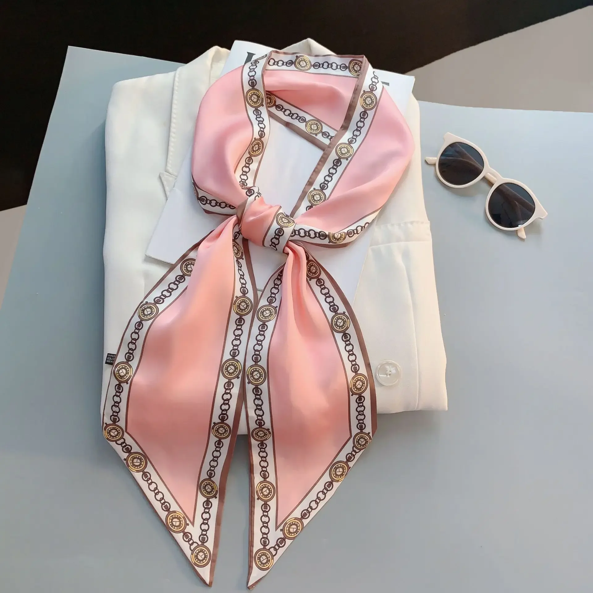 Дизайнерский узкий шарф с прин – обзор и цена Luxury Bags Women Brands